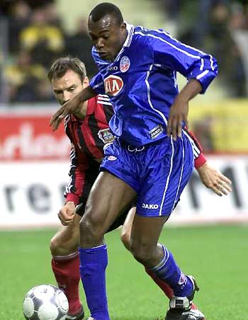 英足总杯的 英足总杯的